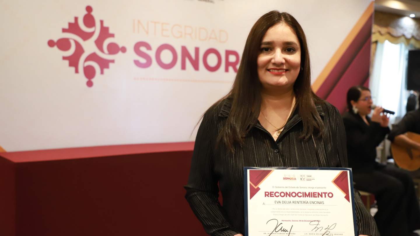 Servidora Pública Íntegra del Año del Fondo de Operación de Obras Sonora SI